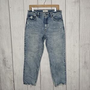 Abercrombie & Fitch The Mom Jeans High Rise Distressed Light Wash 30x26
